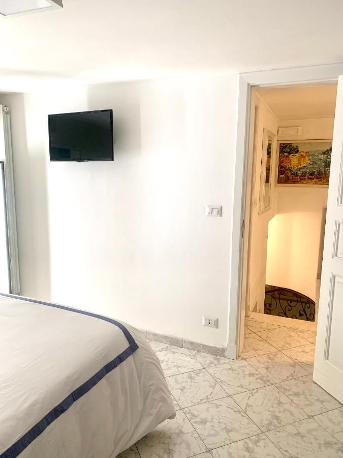 فندق Casa Del Corso أتشيريالي المظهر الخارجي الصورة